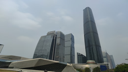 华为Mate 70系列携原生鸿蒙操作系统震撼发布